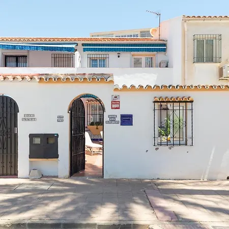 Casa vacanze Bil Bil - Perfect Family Vacation Awaits Benalmádena